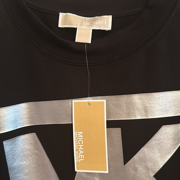 Michael Kors Crop tee Medium NWT - Picture 3 of 6